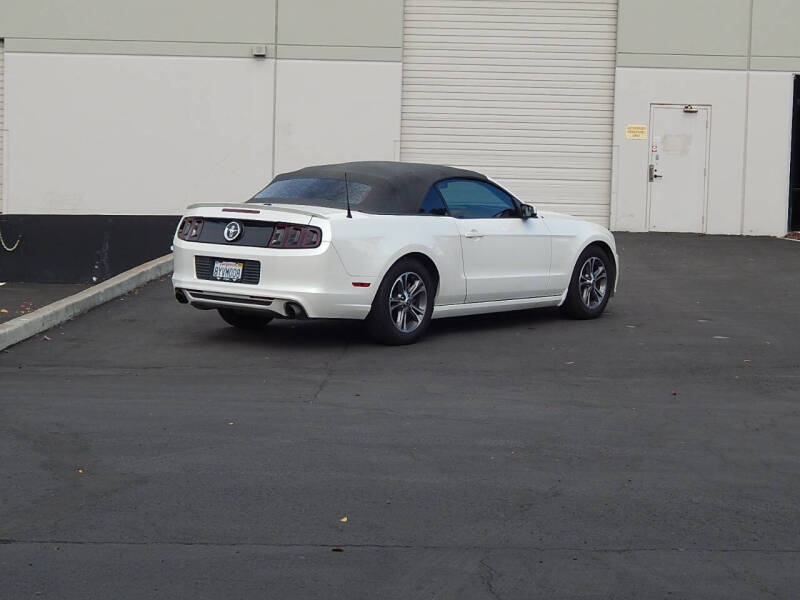 2014 Ford Mustang V6 Premium