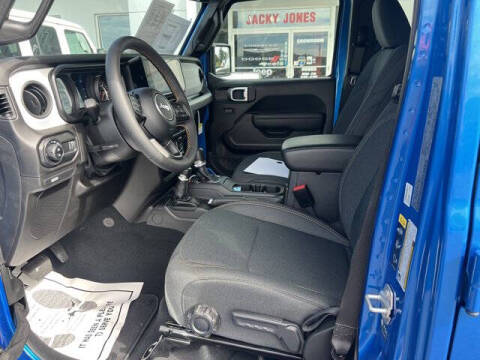 2024 Jeep Gladiator Sport S