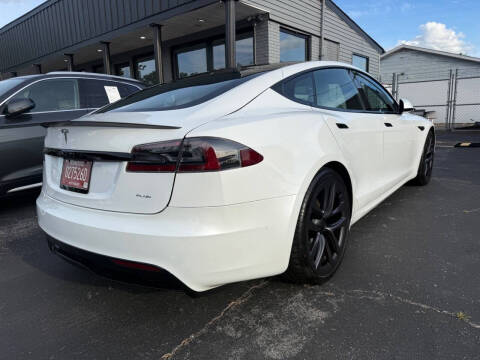 2022 Tesla Model S Plaid