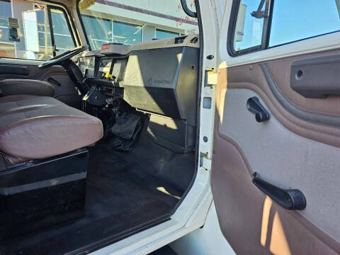 2002 International 4700