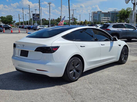 2021 Tesla Model 3 Standard Range Plus