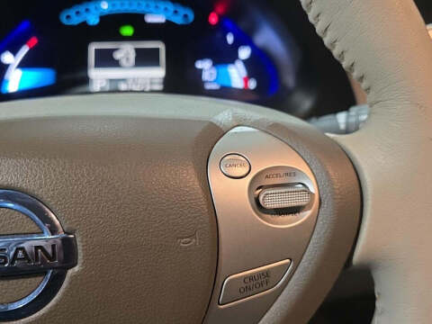 2012 Nissan LEAF SL