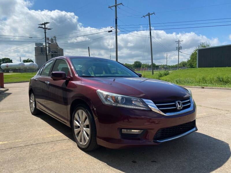 2015 Honda Accord for sale at Legacy Auto Sales in Springdale AR
