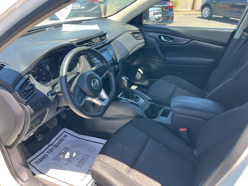 2017 Nissan Rogue S