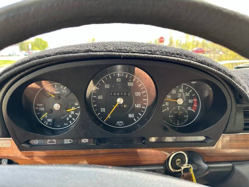 1975 Mercedes-Benz 450-Class