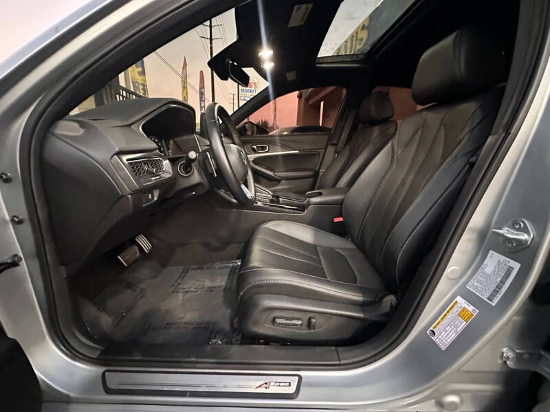 2025 Acura Integra w/A-SPEC