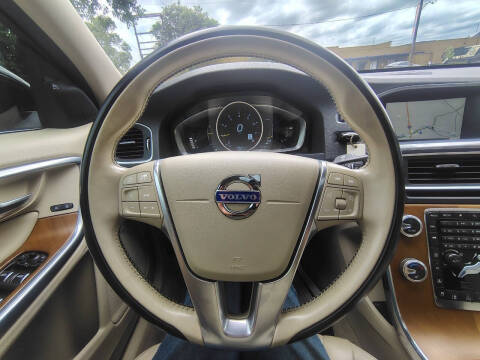 2016 Volvo S60 T5 Drive-E Inscription Platinum