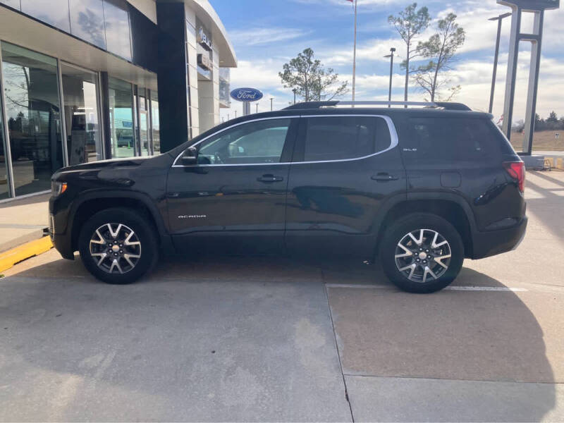 2023 GMC Acadia SLE