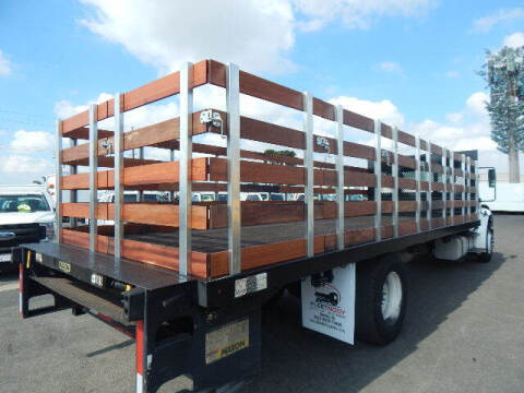 2014 Freightliner M2 106