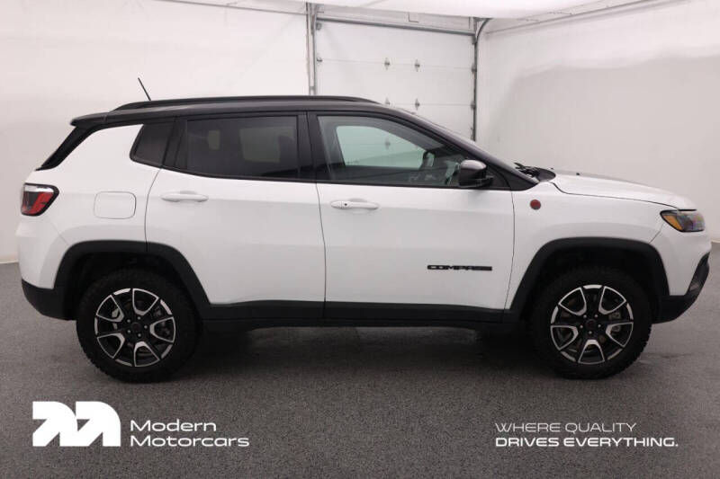 2025 Jeep Compass Trailhawk