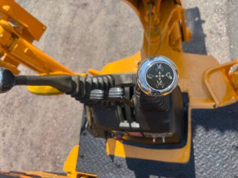 2015 Freightliner M2 106