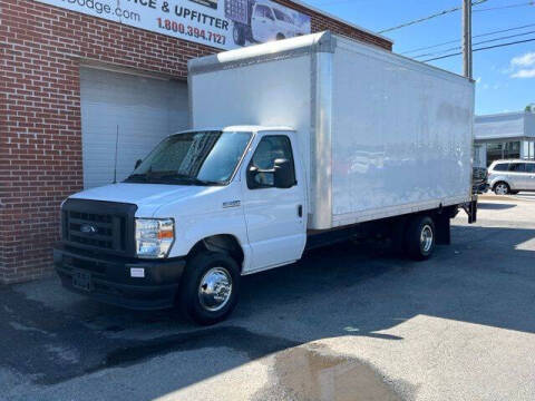 2024 Ford E-Series