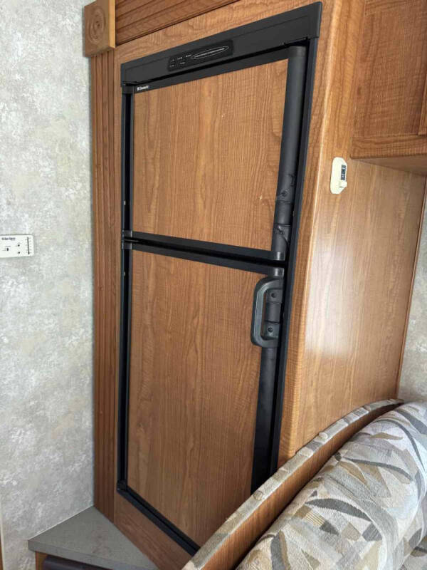 2004 Ford E-Series E-450 SD