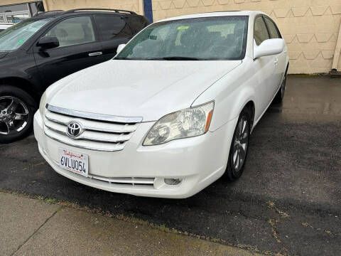 2006 Toyota Avalon for sale at Cars To Go in Sacramento CA