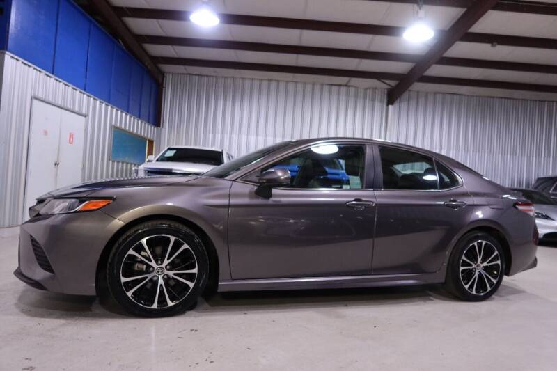 2020 Toyota Camry for sale at SOUTHWEST AUTO CENTER INC in Houston TX
