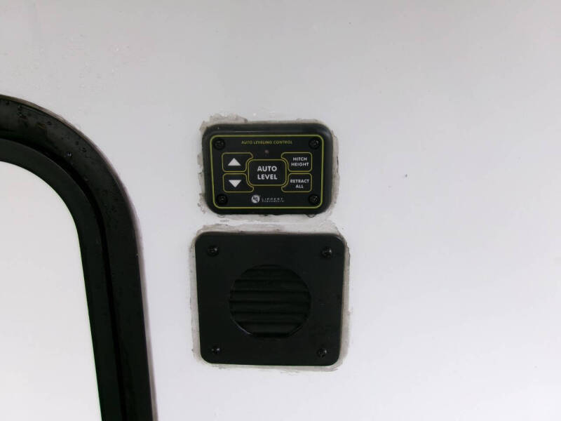 2021 Grand Design RV Reflection 303rls