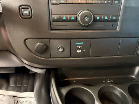 2024 GMC Savana 2500