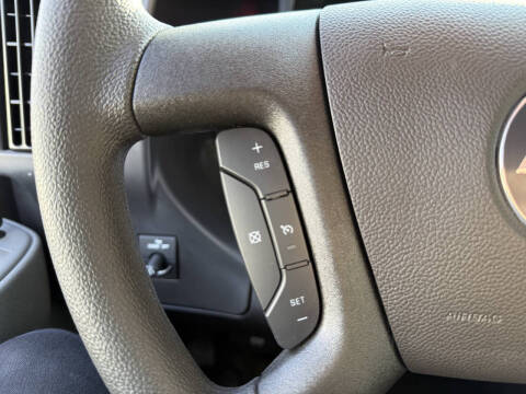 2025 Chevrolet Express 2500