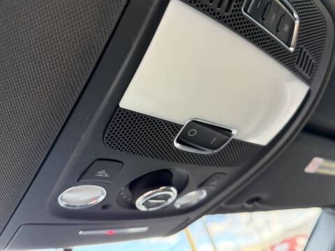 2012 Audi Q5 3.2 quattro Premium Plus