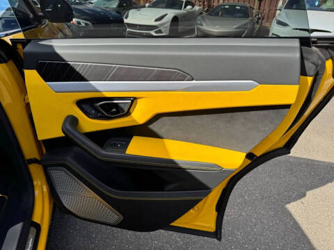 2019 Lamborghini Urus