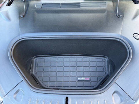 2022 Tesla Model S Plaid