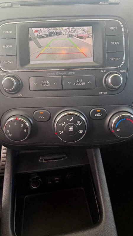 2016 Kia Forte5 SX
