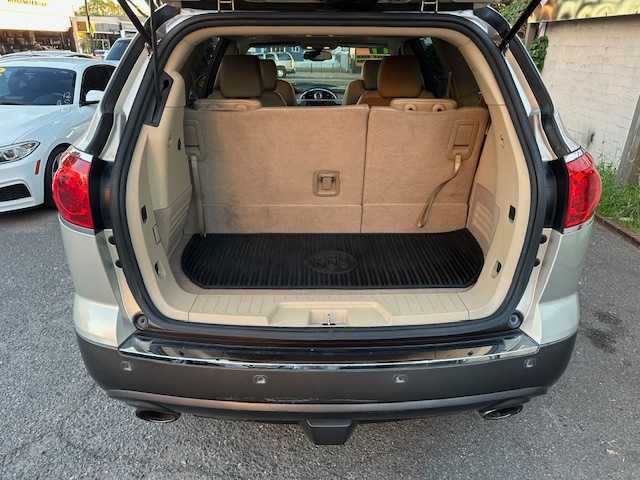 2011 Buick Enclave CXL-2