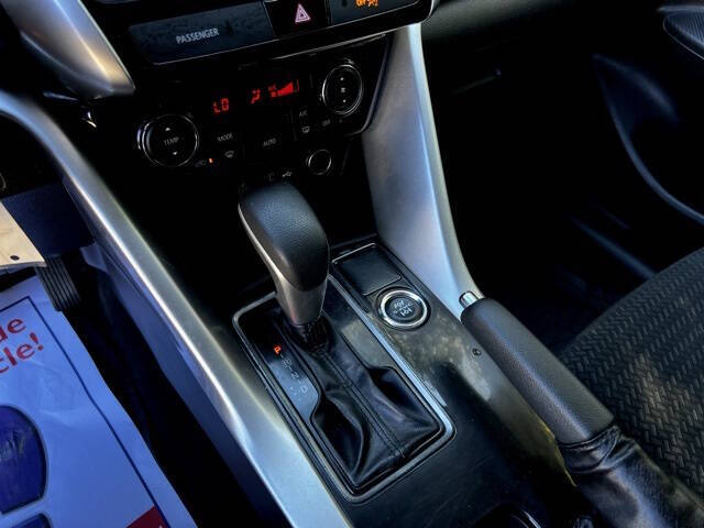 2020 Mitsubishi Eclipse Cross ES