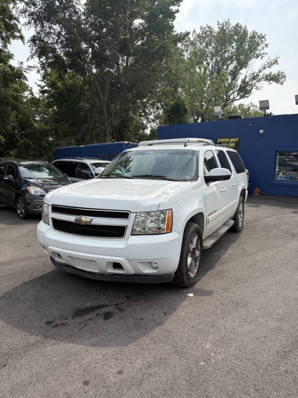 2009 Chevrolet Suburban's photo
