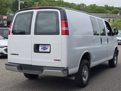 2023 Chevrolet Express 2500