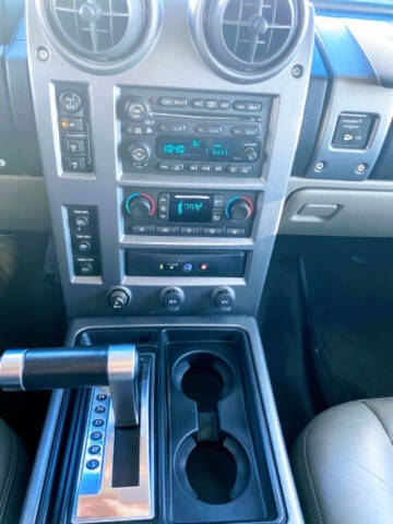 2003 HUMMER H2 Lux Series