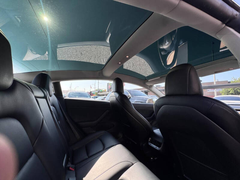 2019 Tesla Model 3 Mid Range