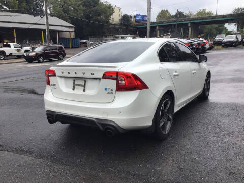2015 Volvo S60 T6 R-Design Platinum