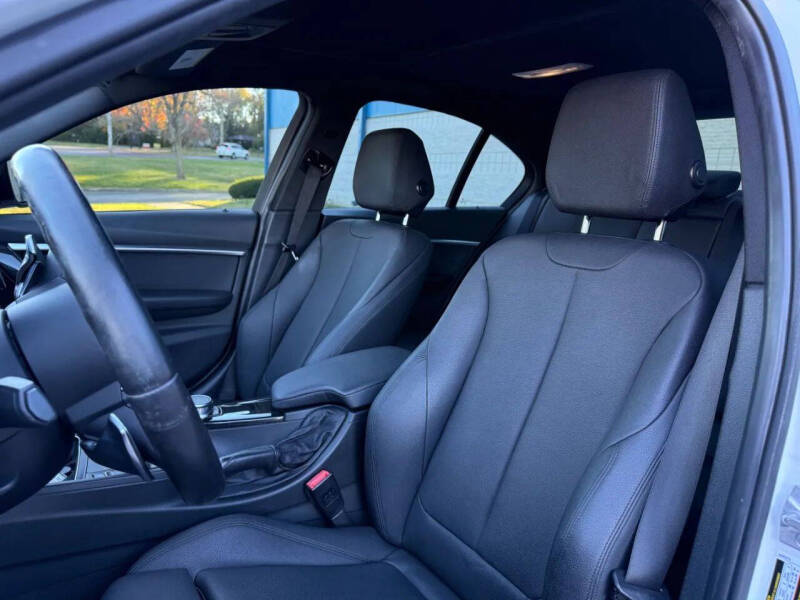 2017 BMW 3 Series 330i