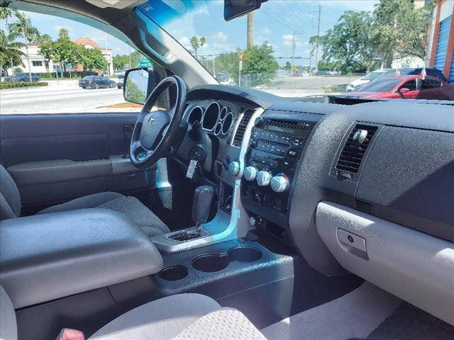 2009 TOYOTA Tundra Pickup - $13,999