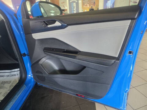 2024 Volkswagen Taos SE 4Motion