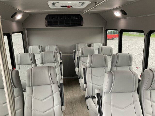 2022 Chevrolet Express 4500