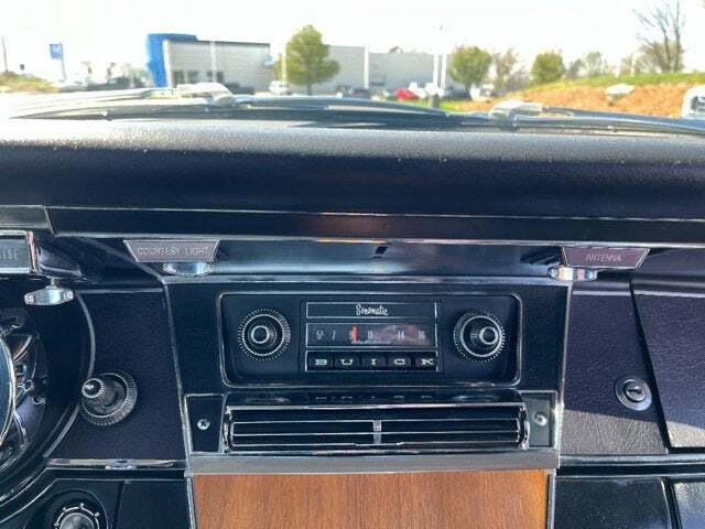 1965 Buick Riviera 44