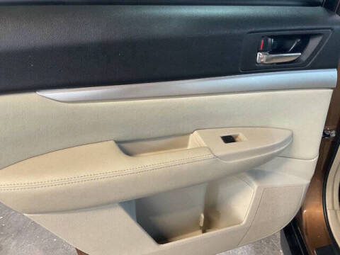 2012 Subaru Outback 2.5i Premium