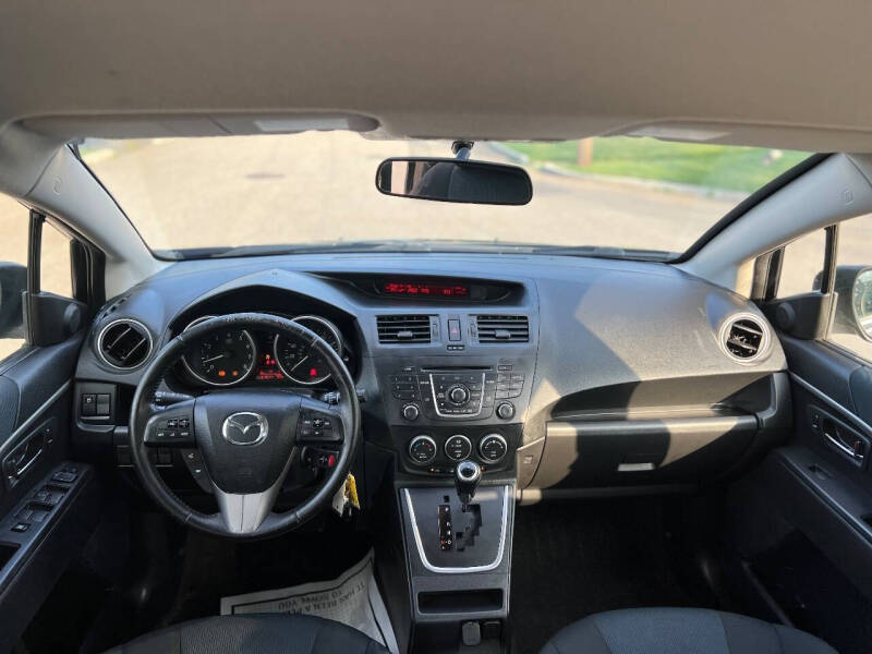 2015 Mazda MAZDA5 Touring