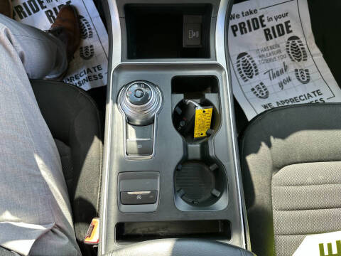 2022 Ford Edge SE