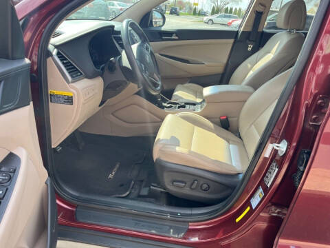 2017 Hyundai Tucson SE Plus