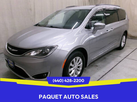 2017 Chrysler Pacifica Touring-L