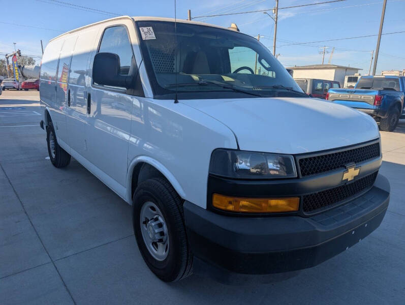 2021 Chevrolet Express 2500