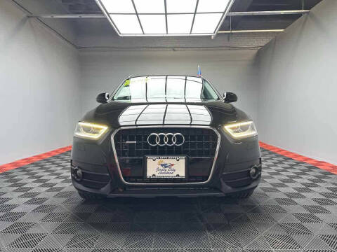 2015 Audi Q3 2.0T quattro Prestige