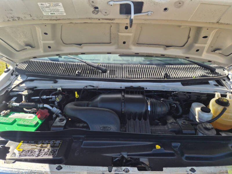 2012 Ford E-Series E-350 SD XLT