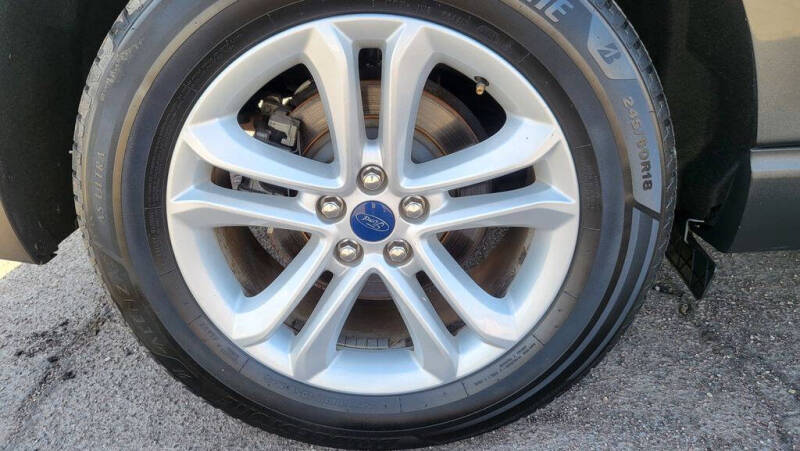 2020 Ford Edge SEL
