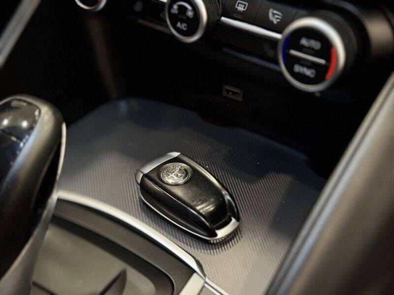 2018 Alfa Romeo Giulia Ti Sport