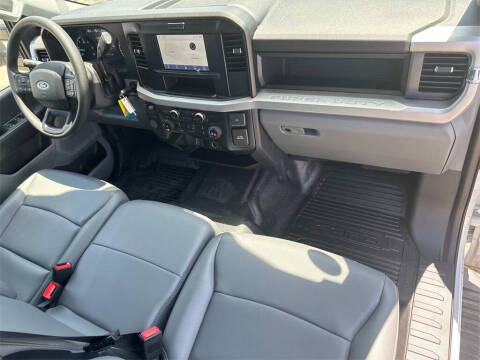 2025 Ford F-350 Super Duty XL