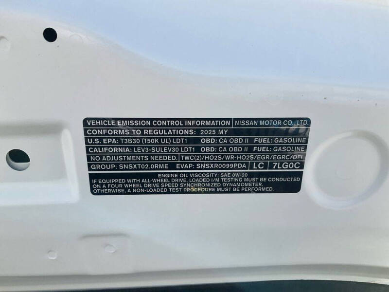 2025 Nissan Kicks SV